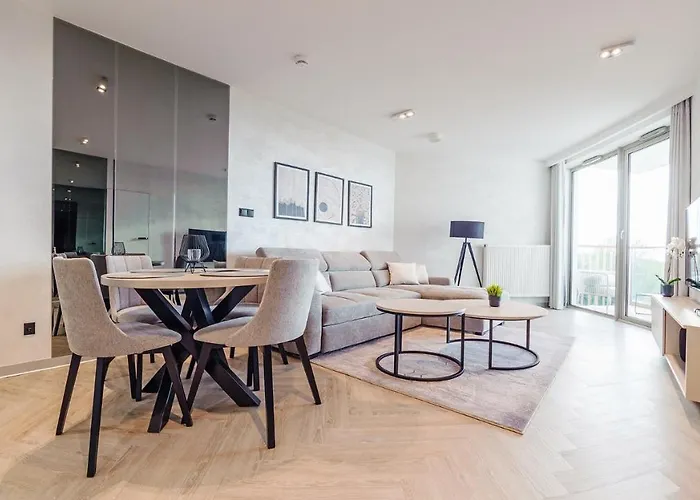 Pinea, Sun & Snow Apartment